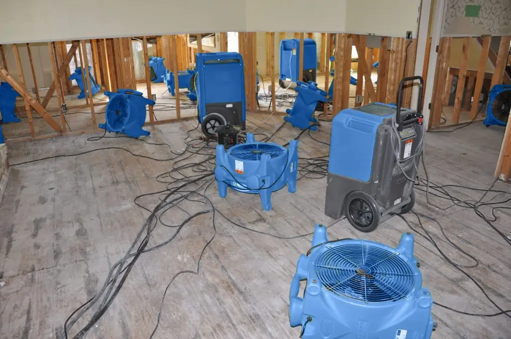 Water damage restoration crew working in Meyerland, TX